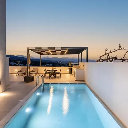 Solaire - With 2 Private Pools & Sauna Sfáka