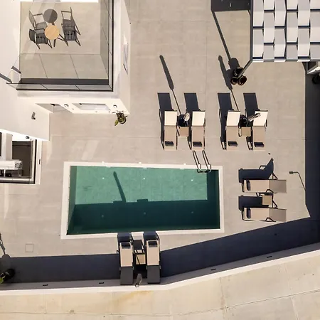 Villa Solaire - With 2 Private Pools & Sauna *