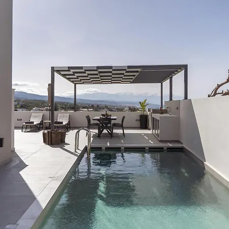 Solaire - With 2 Private Pools & Sauna *