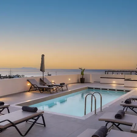Villa Solaire - With 2 Private Pools & Sauna Sfáka