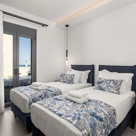 Solaire - With 2 Private Pools & Sauna * Sfáka