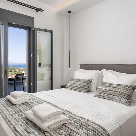 Solaire - With 2 Private Pools & Sauna